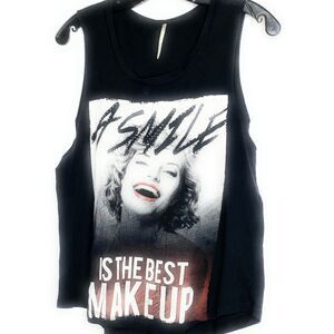 JC Fits "A Smile Is The Best Makeup" T-Shirt